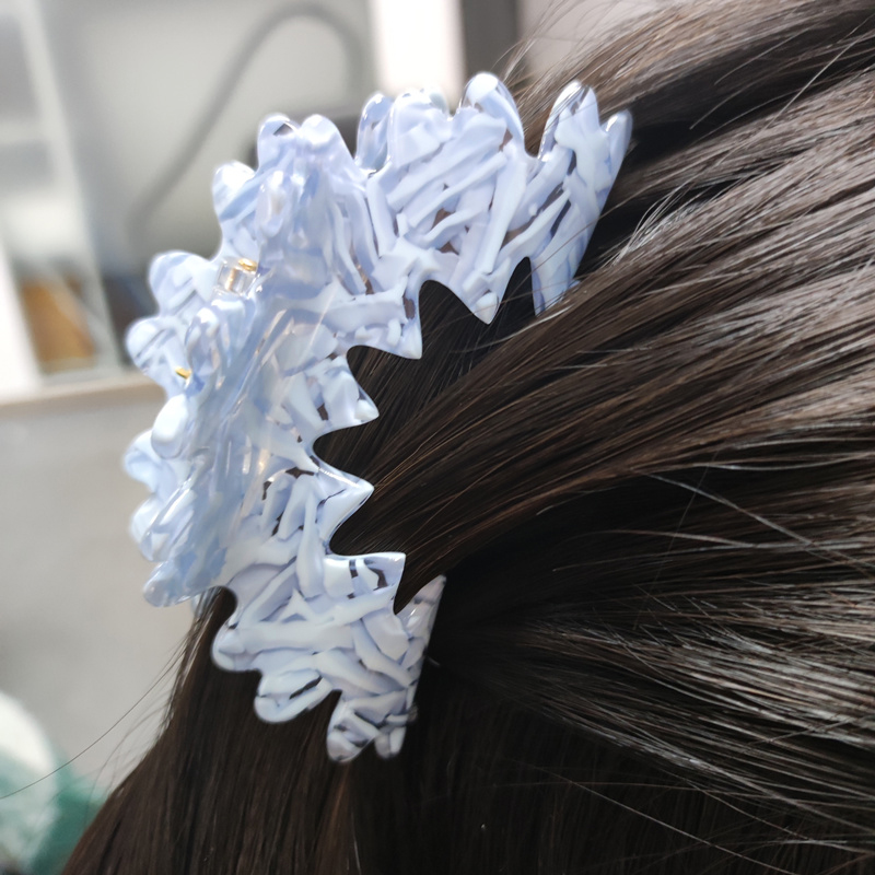 HANGZHI fiore cava geometrica  - Travel Accessories For Girls recensione e prezzo